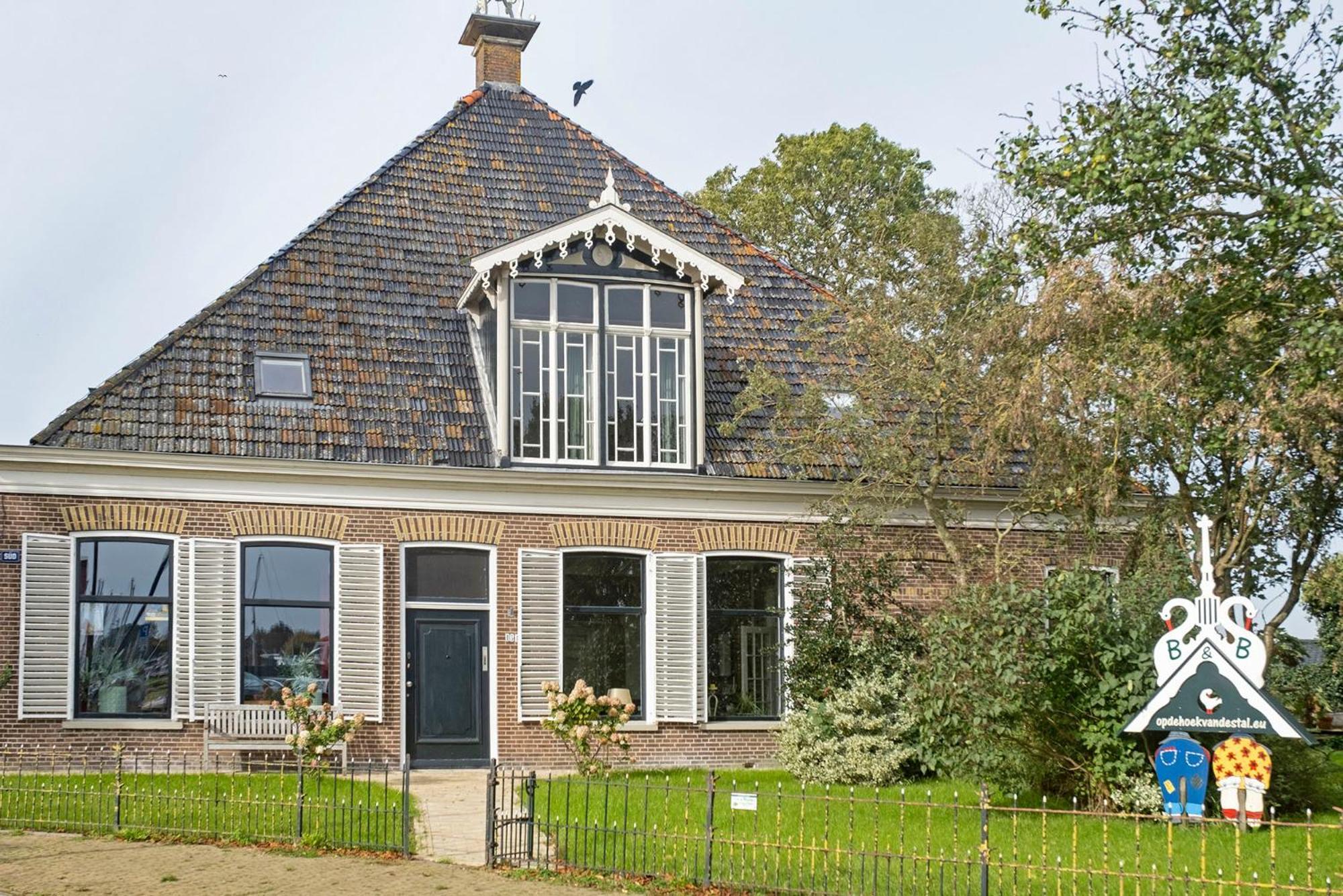 Opdehoekvandestal Workum Exterior photo